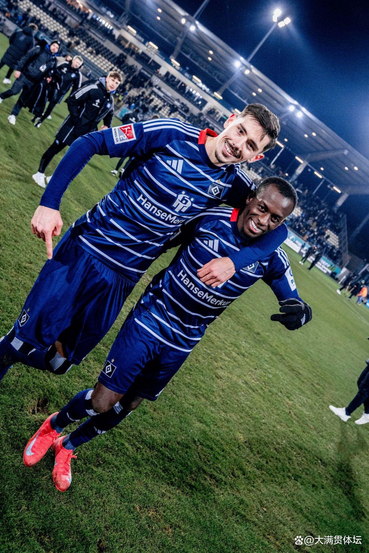 开云体育网页版入口-汉堡队员接受训练，备战联赛！