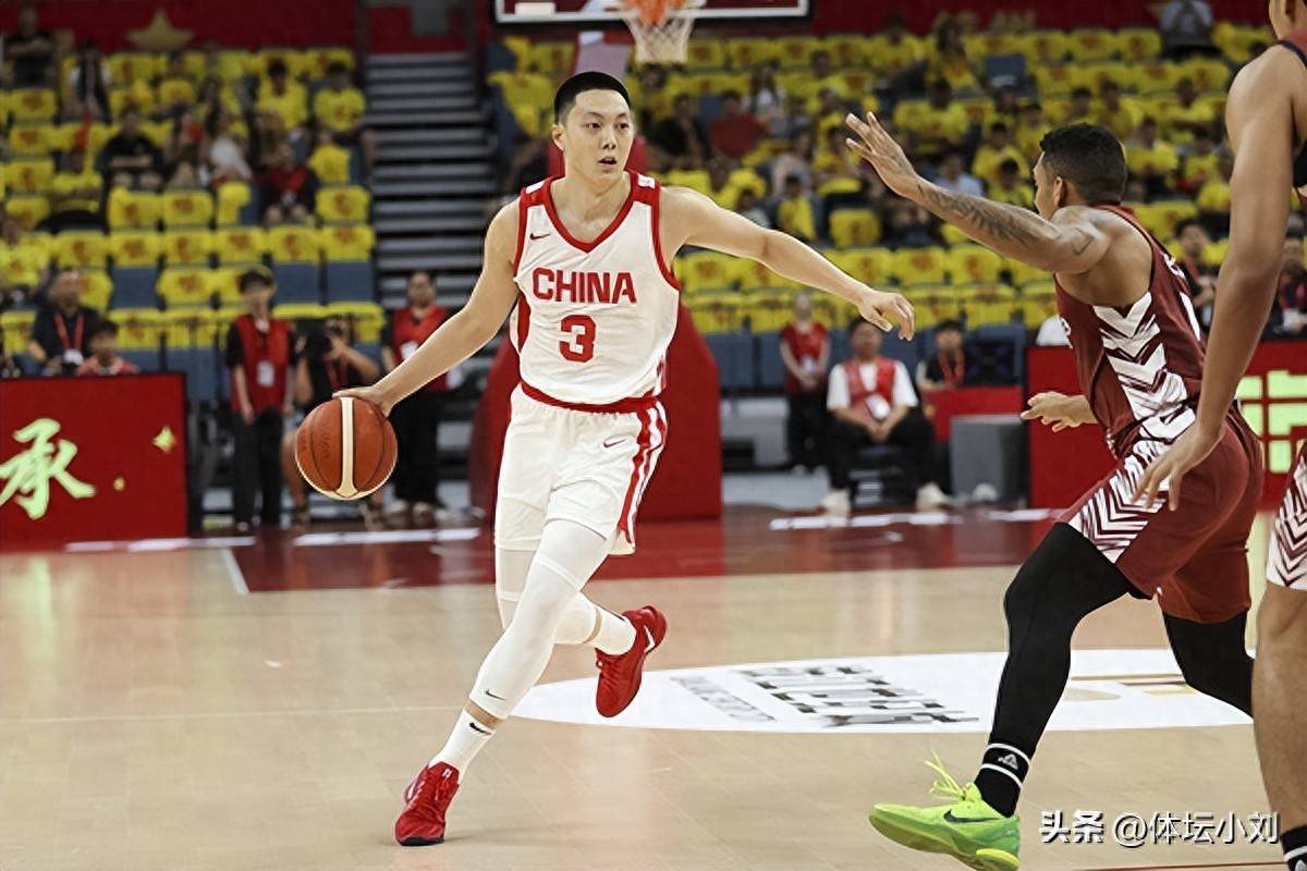 职业篮球聚焦比赛亮点,球员表现令人惊喜的简单介绍