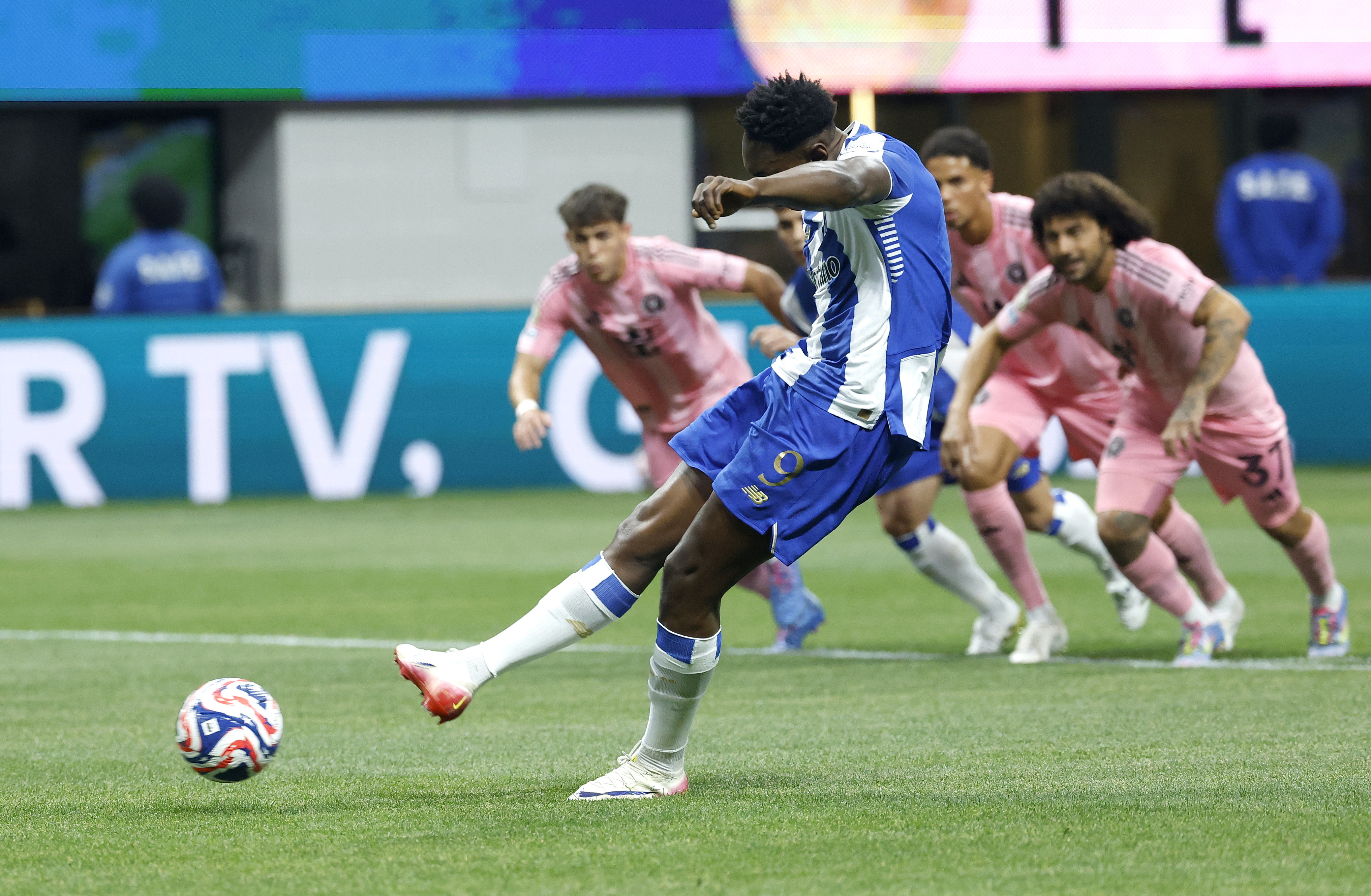 开云体育网页版登录入口-足球世界瞩目的一场比赛即将上演