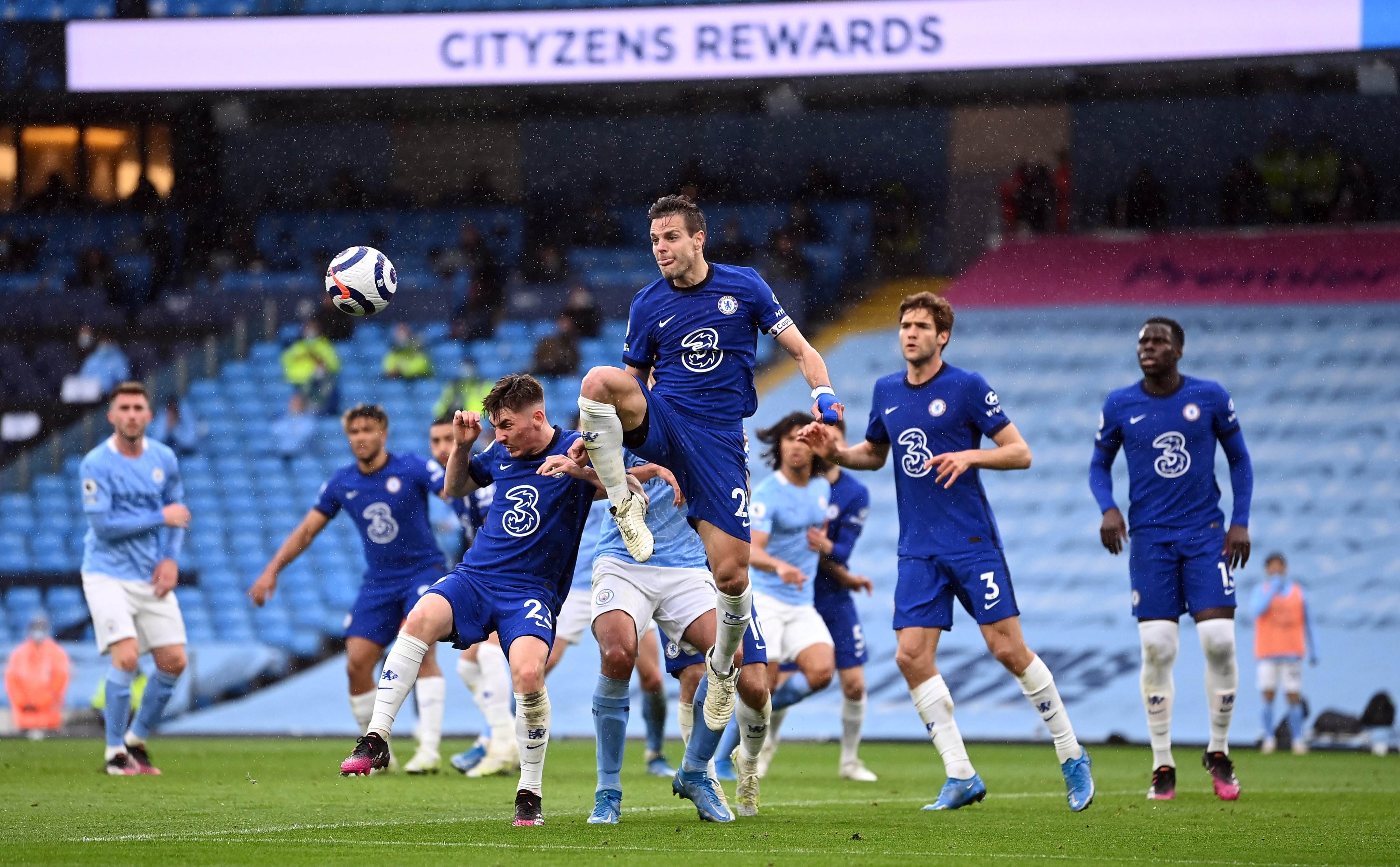 包含布莱顿客场大胜普雷斯顿，提升排名的词条