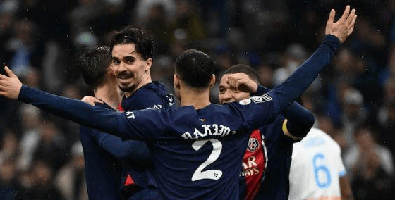 雷恩抱平对手，继续保持不败纪录