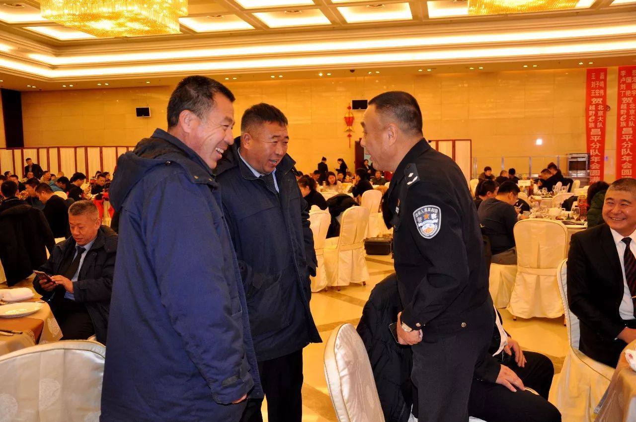 开云体育入口-争霸赛场上的豪情万丈，谁能一路胜利？的简单介绍