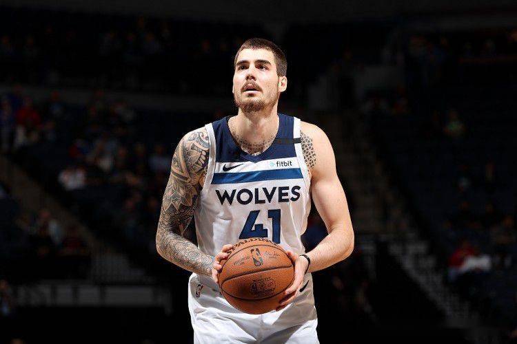 包含瑞典队可喜成绩，欧预赛赛场上备受瞩目的词条