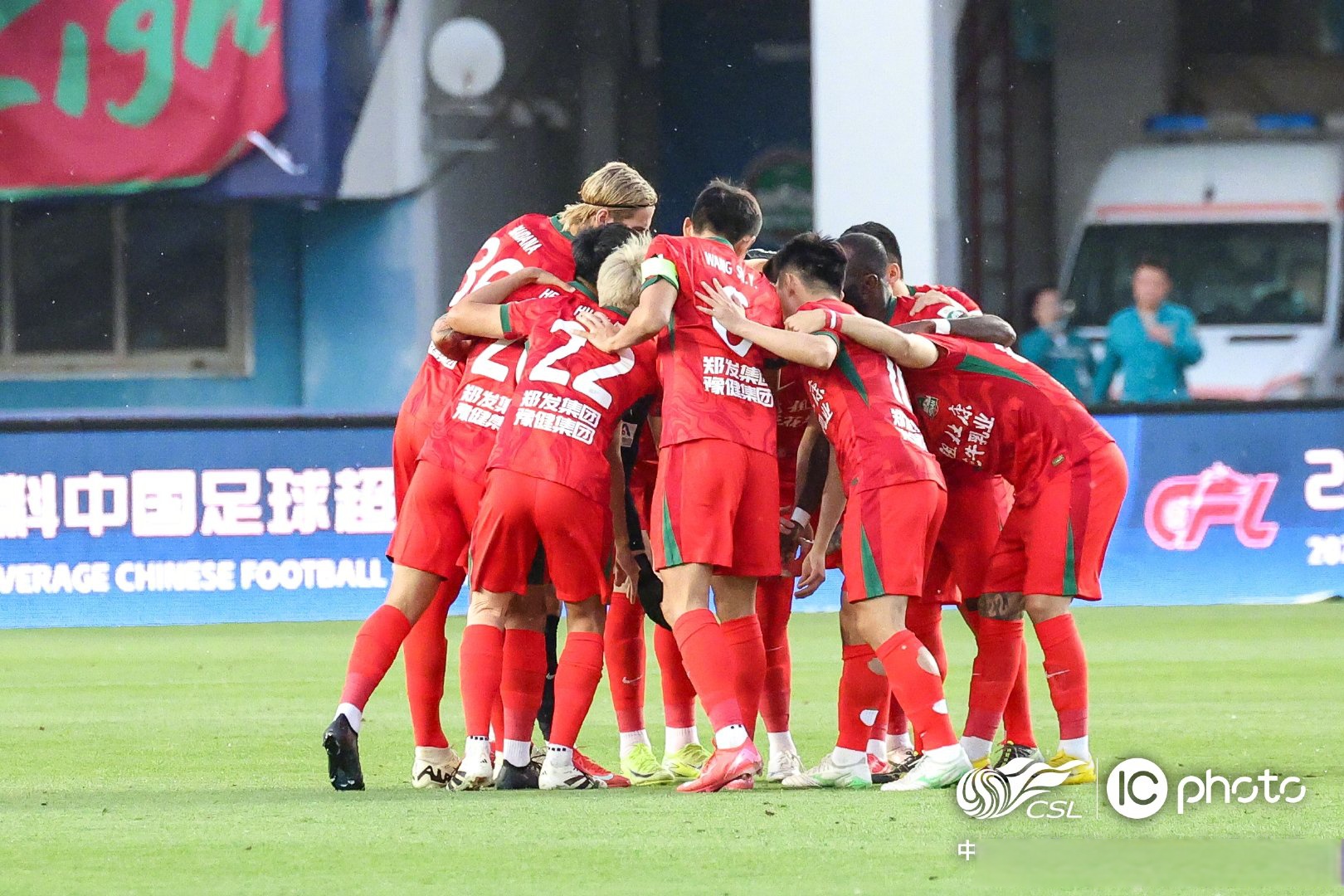 开云体育官方入口-足坛巨星重回赛场,再度证明实力战胜对手登上巅峰的简单介绍