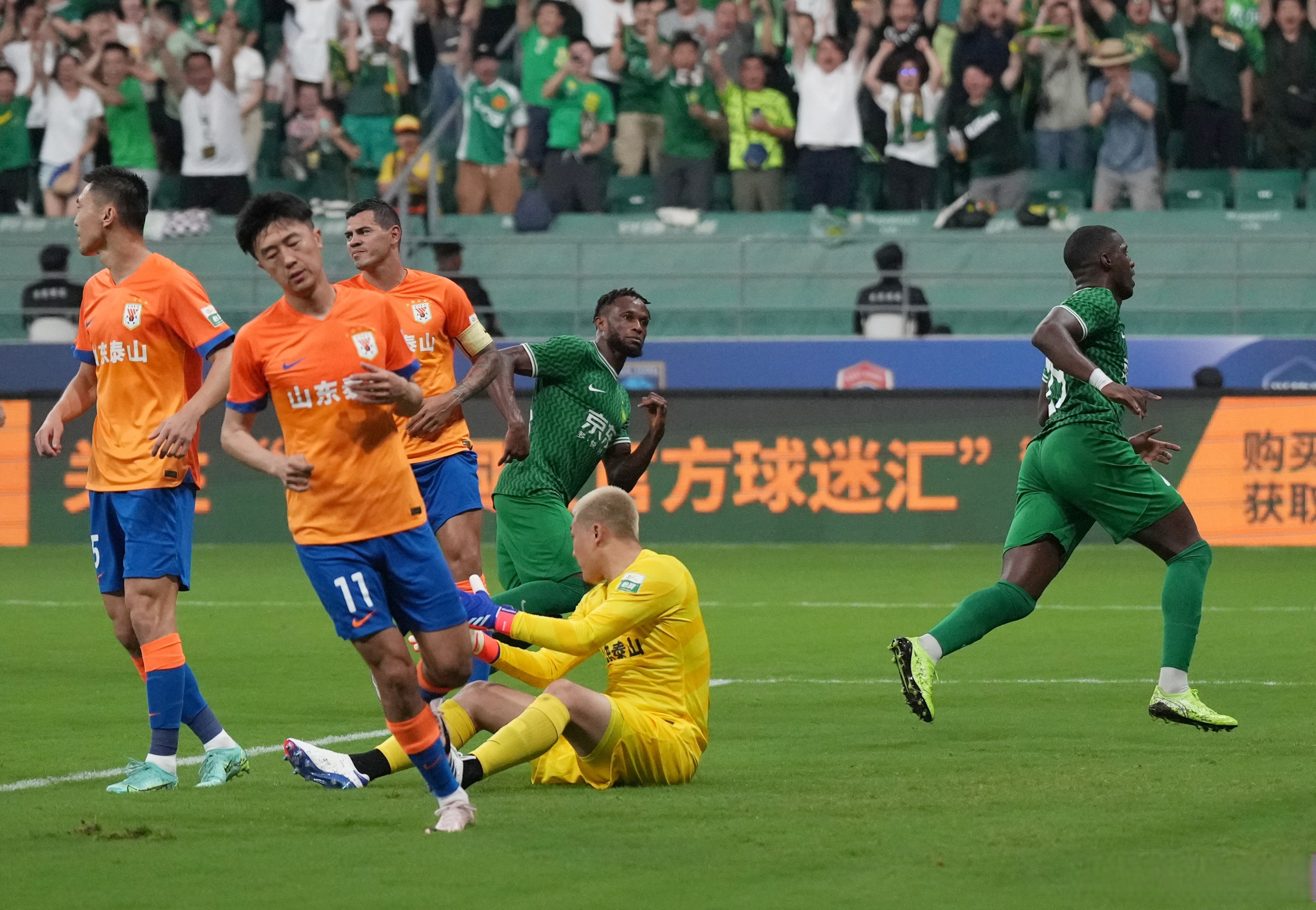 顶替主力出场，替补球员亮相