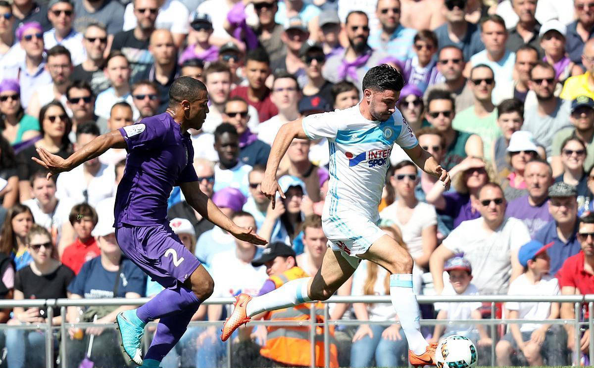 开云体育app下载-看!马赛主场遭遇重挫,状态低迷的简单介绍