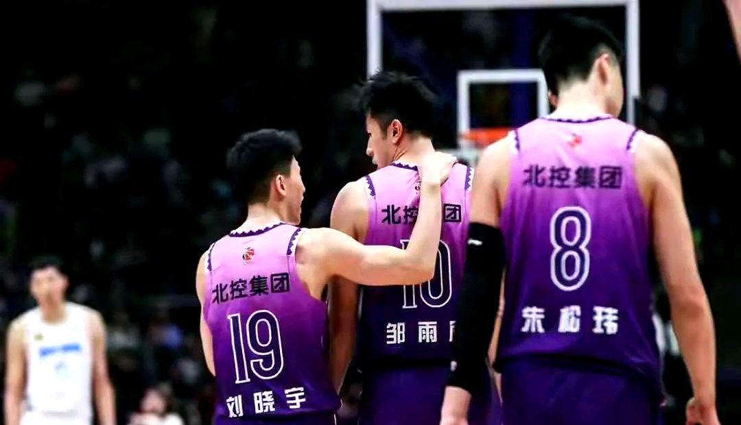 开云体育亚洲官网-顶级联赛实力对决，篮球赛事精彩纷呈的简单介绍